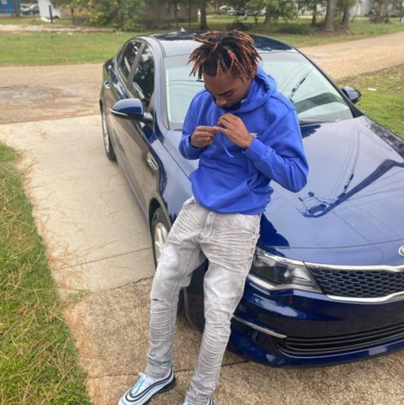 Meet your Posher, Pluto - Picture 1 of 1